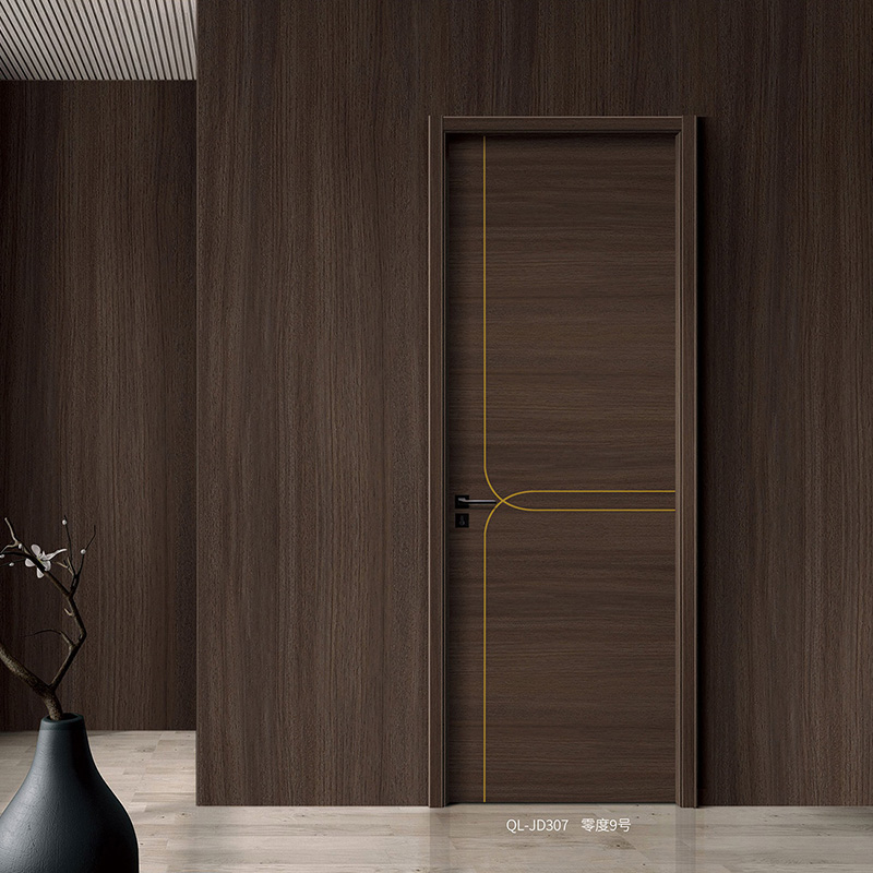 Fashion carved wooden door